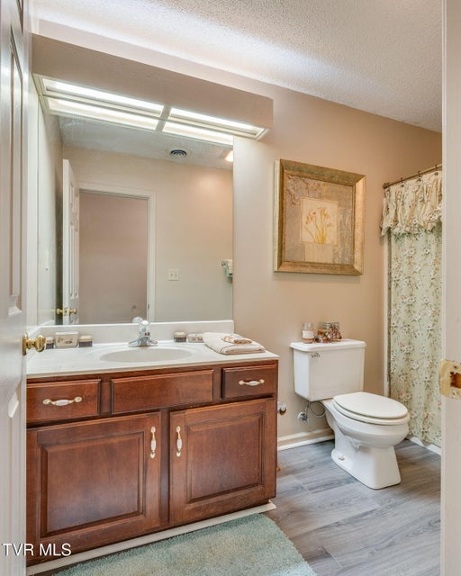 Photo #33: 171 Aston Court