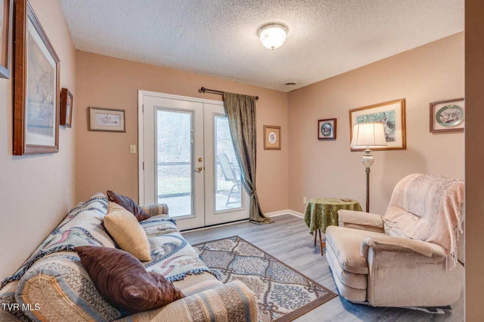 Photo #30: 171 Aston Court