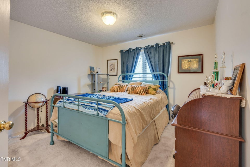 Photo #27: 171 Aston Court