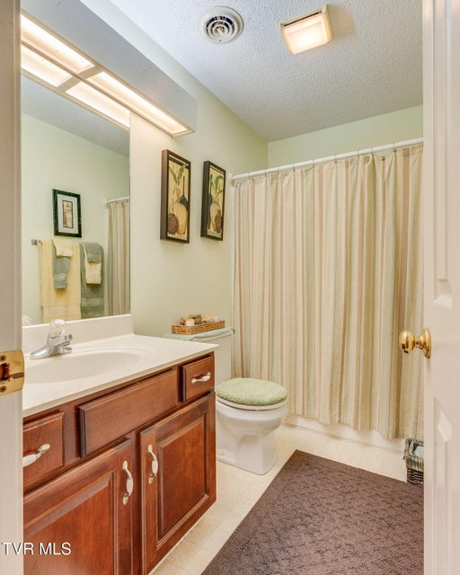 Photo #26: 171 Aston Court