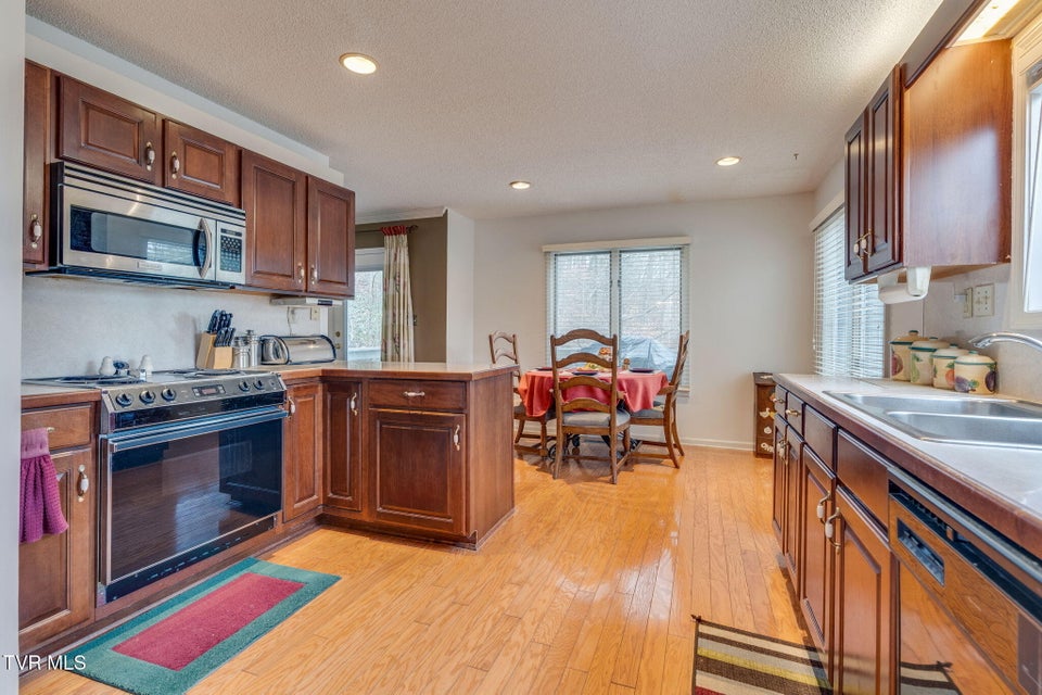 Photo #3: 171 Aston Court