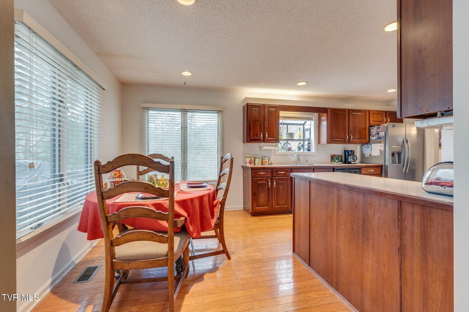 Photo #16: 171 Aston Court