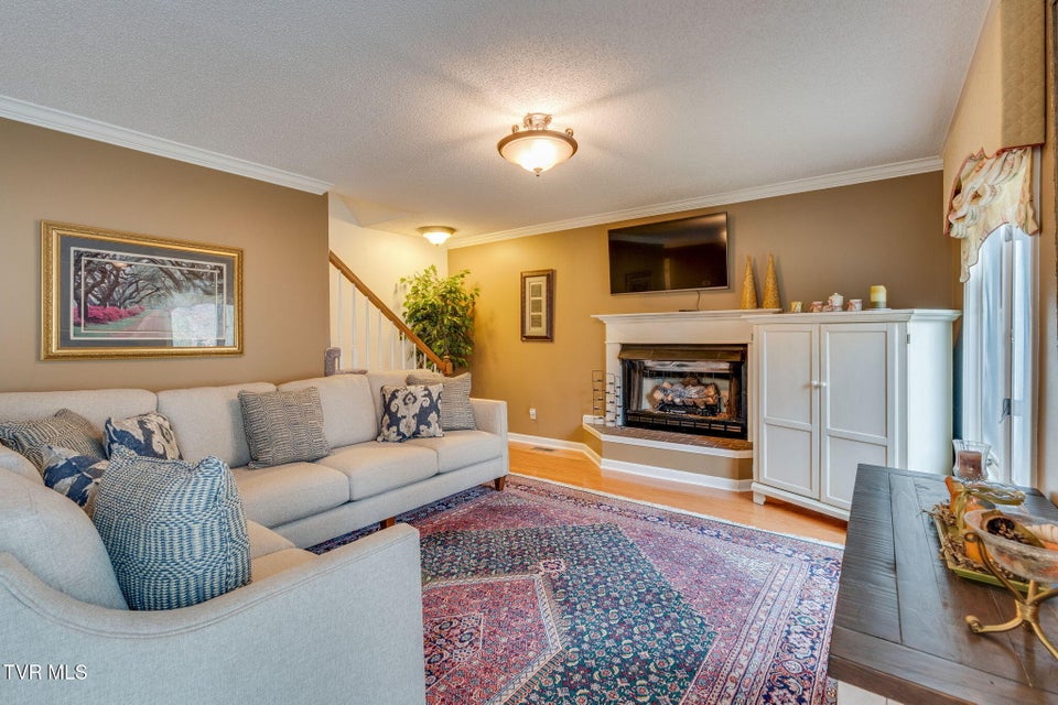 Photo #2: 171 Aston Court