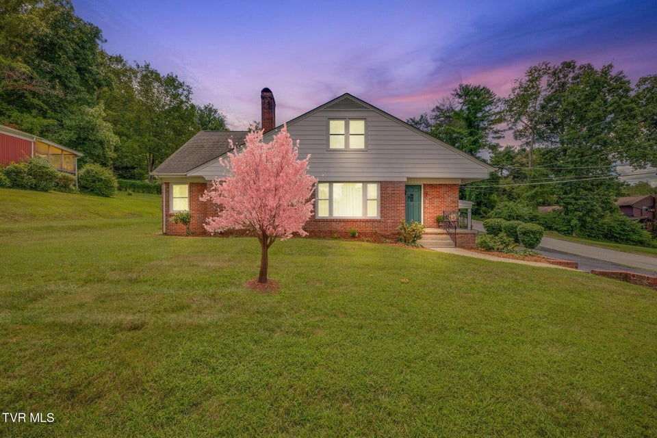 Photo #46: 215 Cherry Lane