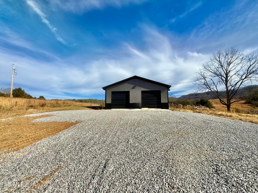 Photo #10: 2114 Powell River Rd 