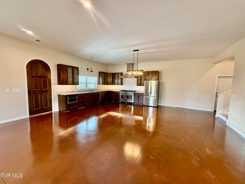 Photo #14: 2114 Powell River Rd 