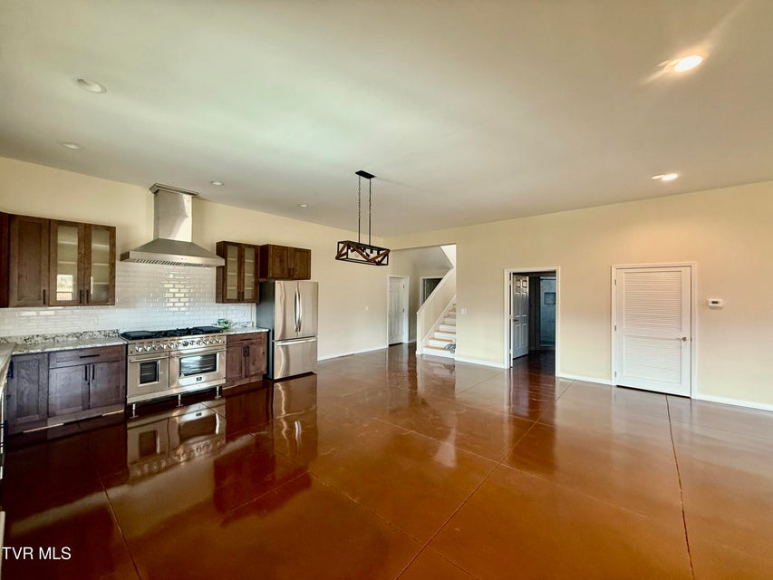 Photo #16: 2114 Powell River Rd 