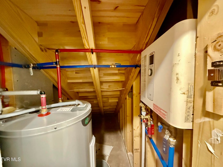 Photo #23: 2114 Powell River Rd 