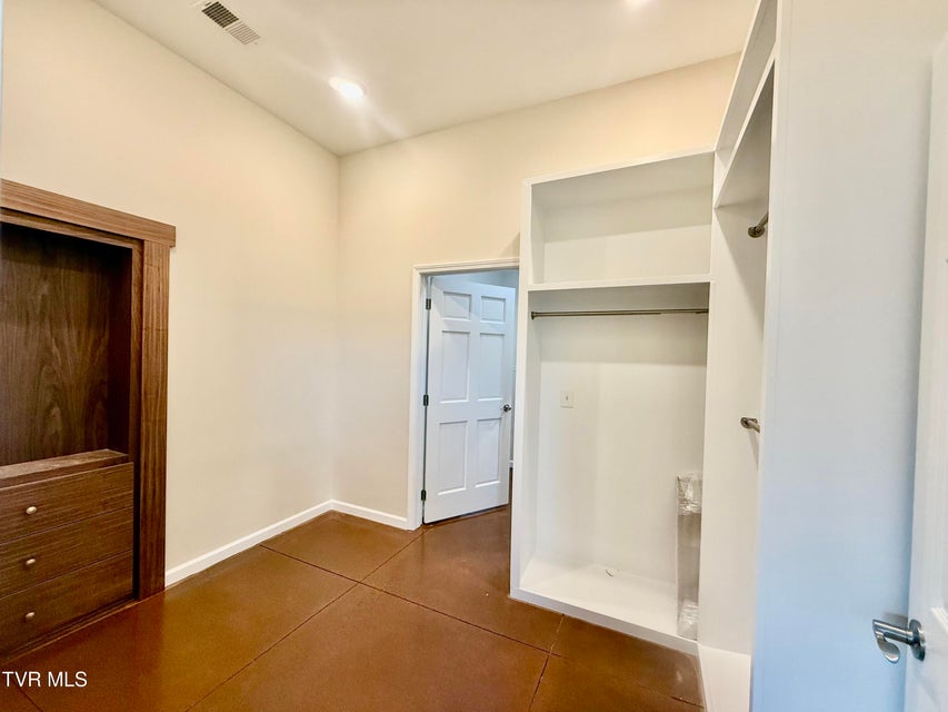 Photo #27: 2114 Powell River Rd 