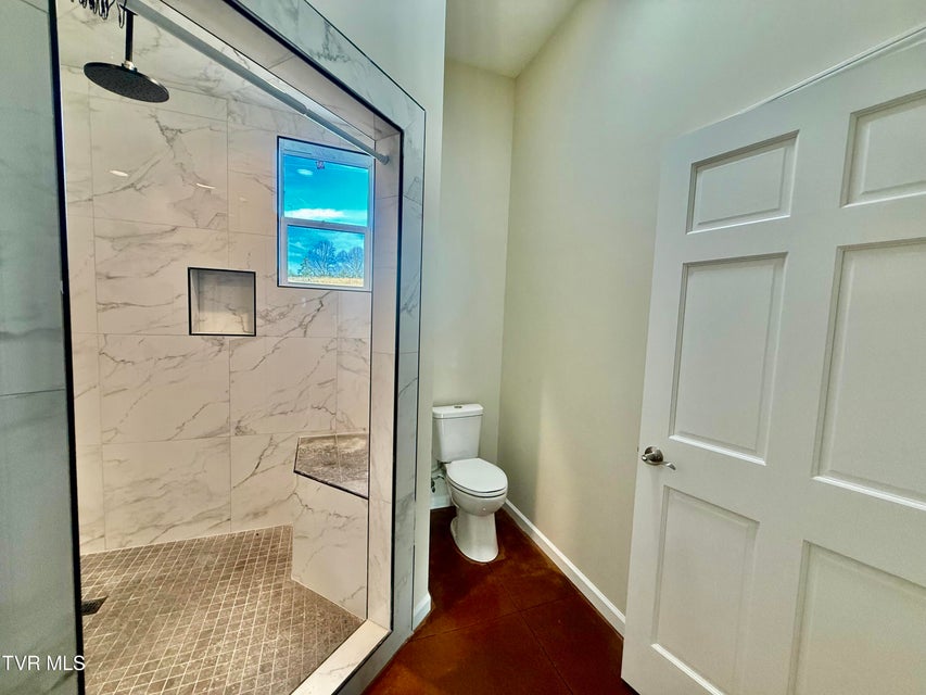 Photo #28: 2114 Powell River Rd 