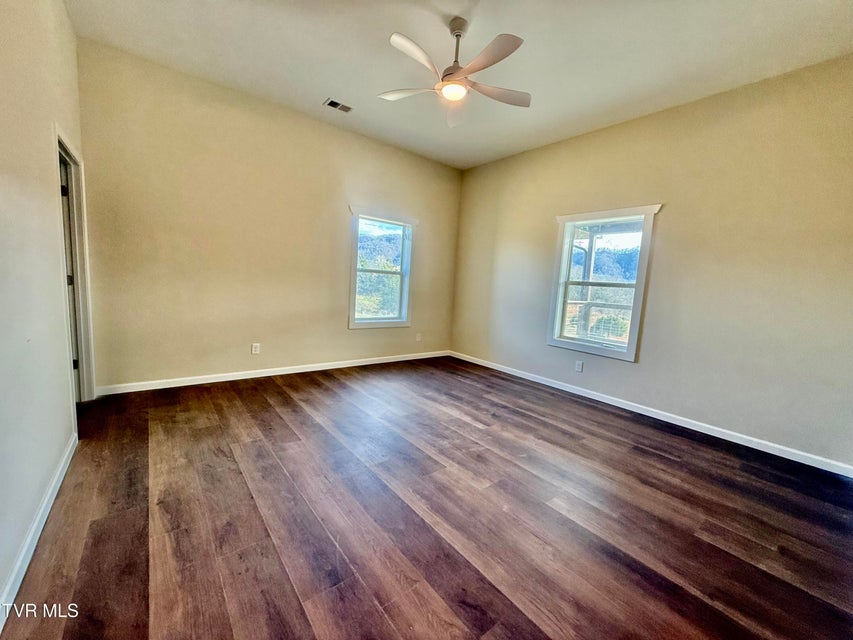 Photo #34: 2114 Powell River Rd 