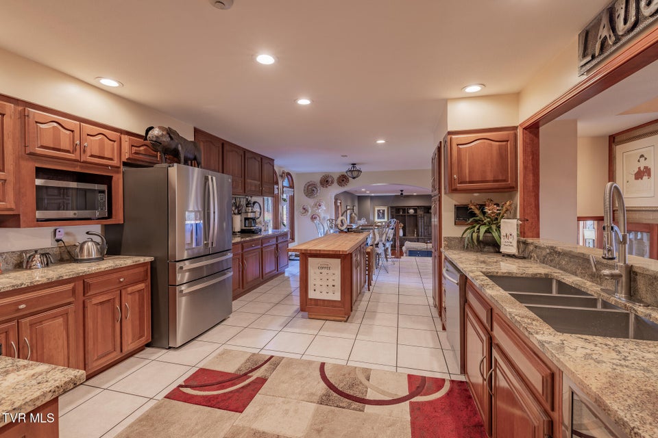 Photo #7: 3606 Honeywood Drive