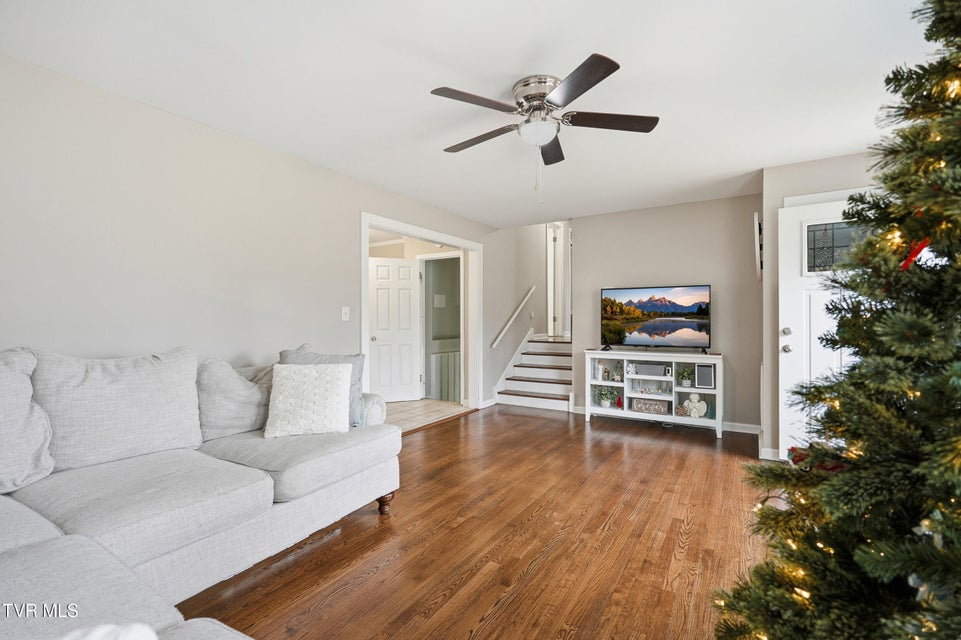 Photo #10: 119 Dakota Road