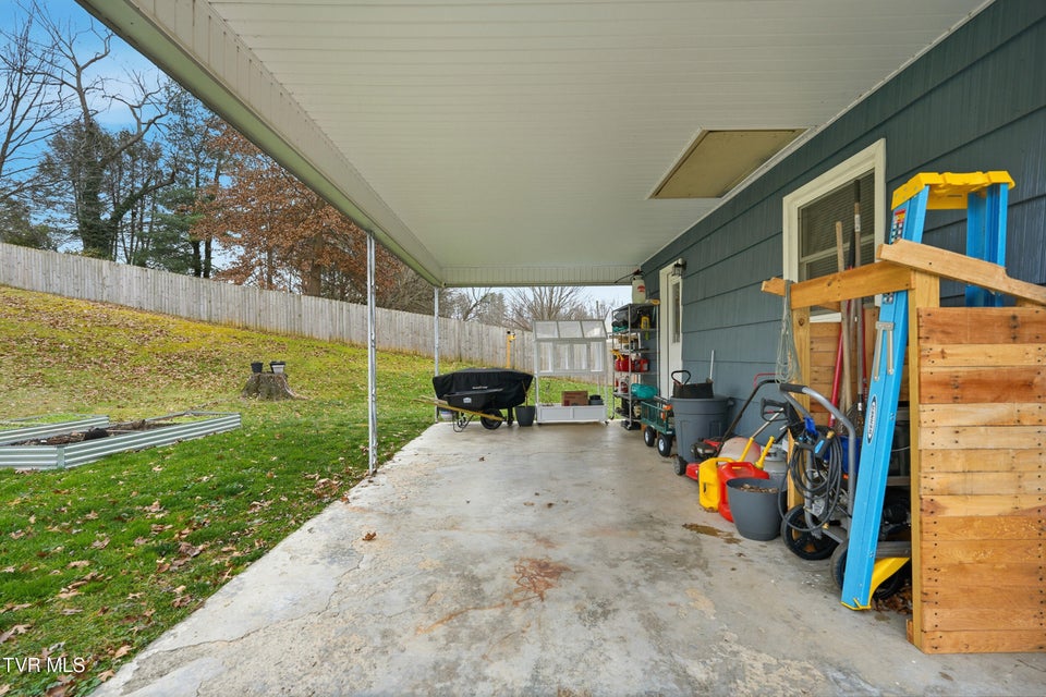 Photo #6: 119 Dakota Road