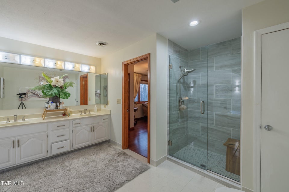 Photo #69: 3606 Honeywood Drive