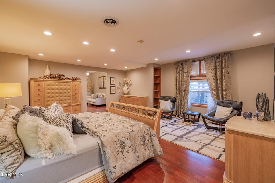 Photo #59: 3606 Honeywood Drive