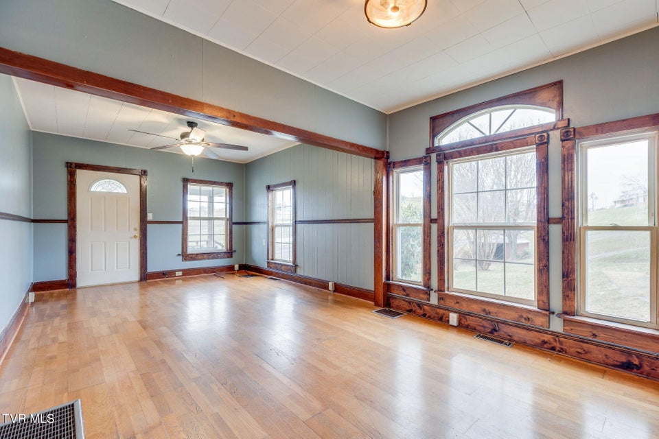 Photo #5: 22587 Us Hwy 58 