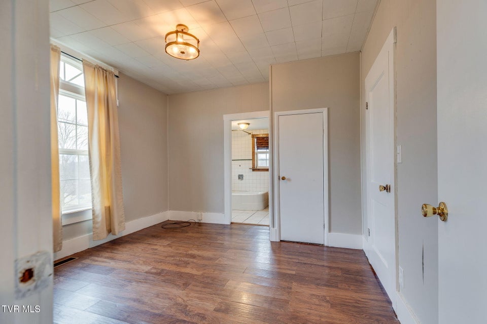 Photo #14: 22587 Us Hwy 58 