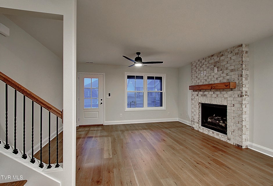 Photo #7: 224 Dry Kiln Court