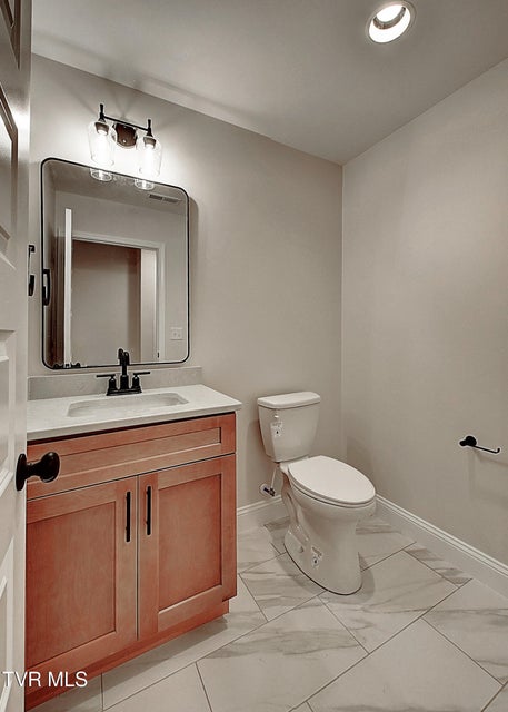 Photo #14: 224 Dry Kiln Court