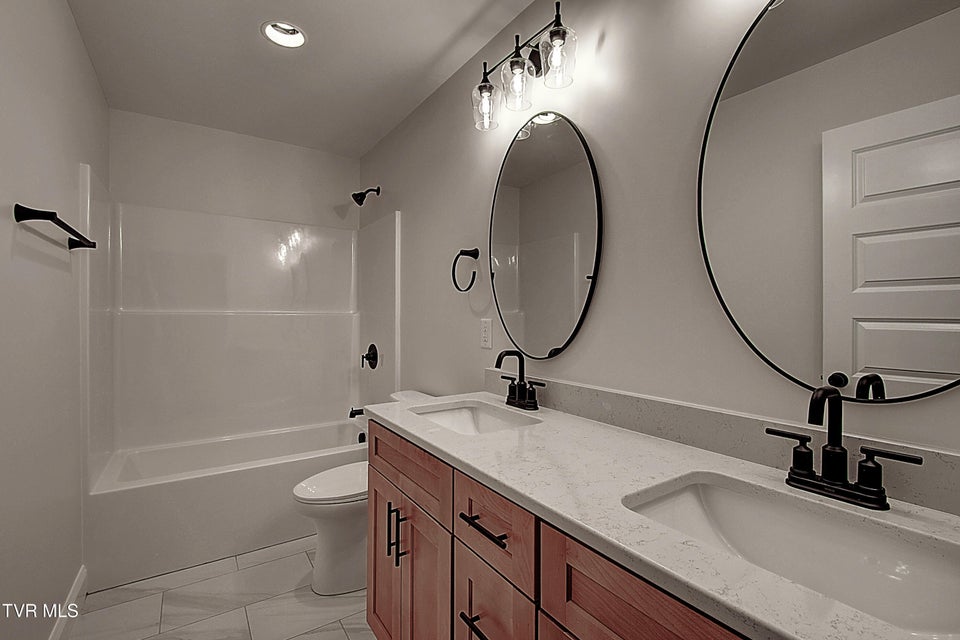 Photo #19: 224 Dry Kiln Court