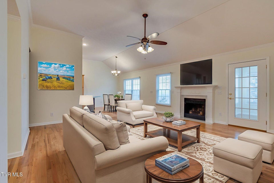 Photo #3: 4150 Cooks Point