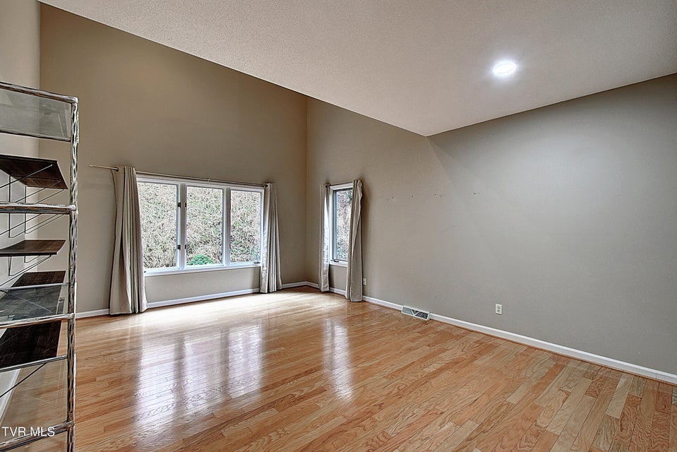 Photo #12: 1310 Suntree Road