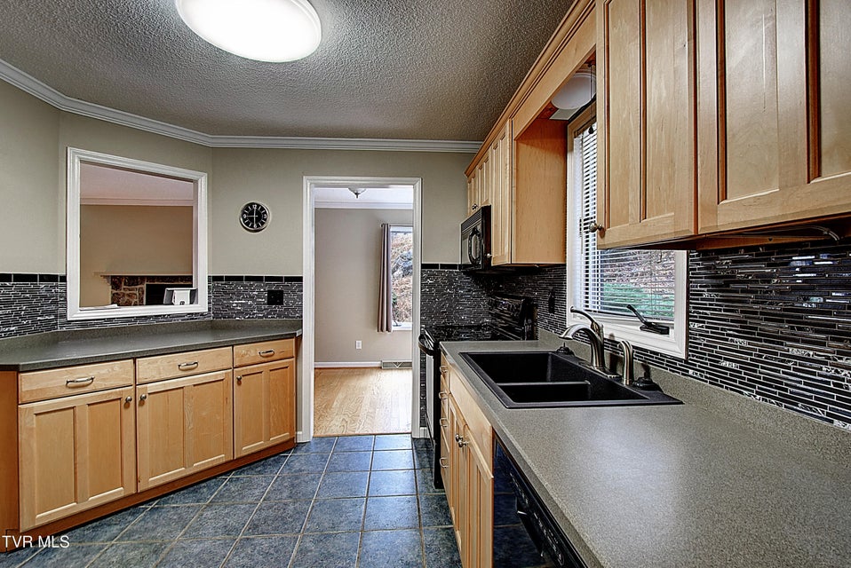 Photo #18: 1310 Suntree Road