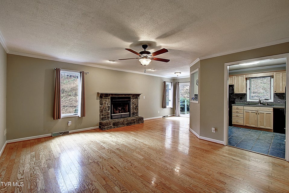 Photo #22: 1310 Suntree Road