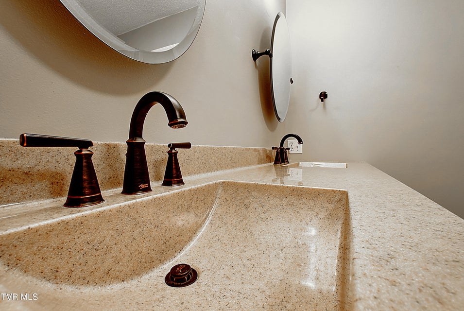 Photo #39: 1310 Suntree Road