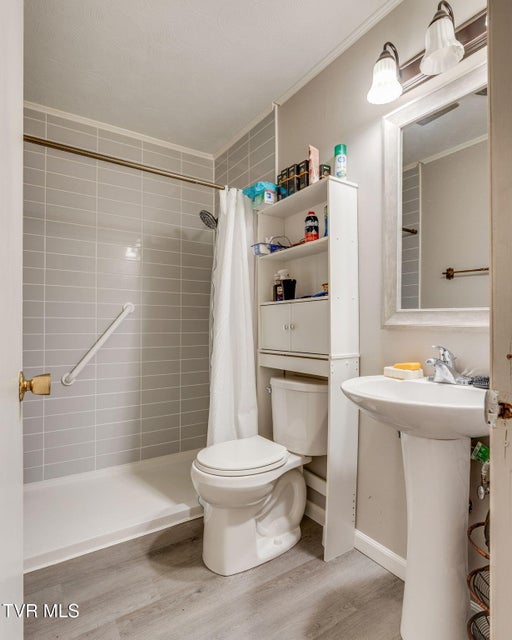 Photo #18: 1674 Gale Lane