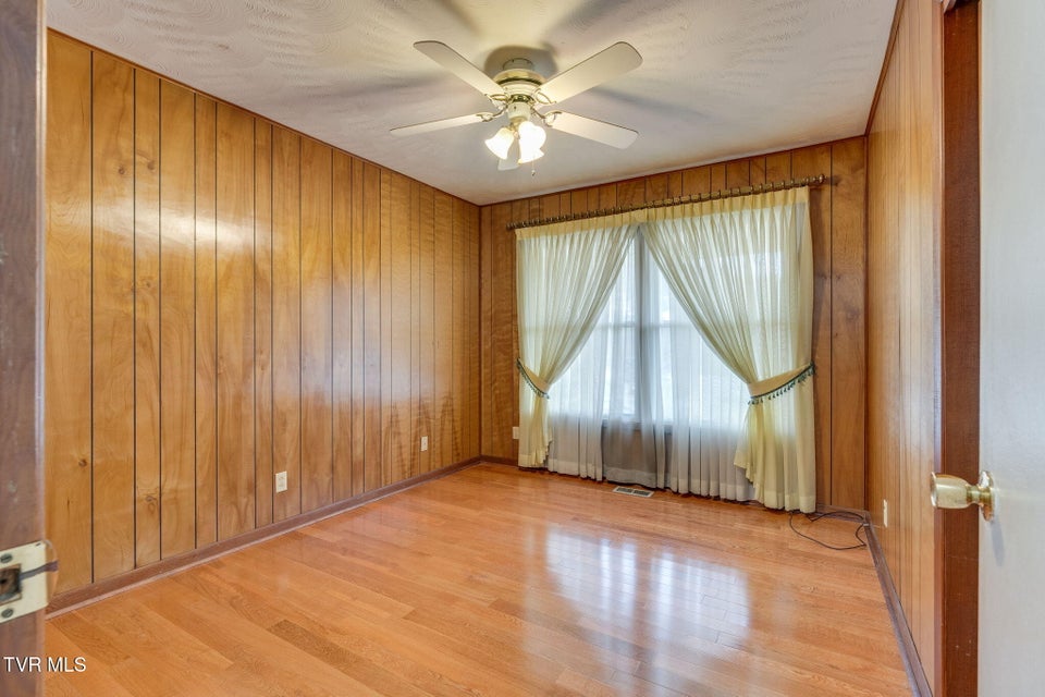 Photo #19: 1674 Gale Lane