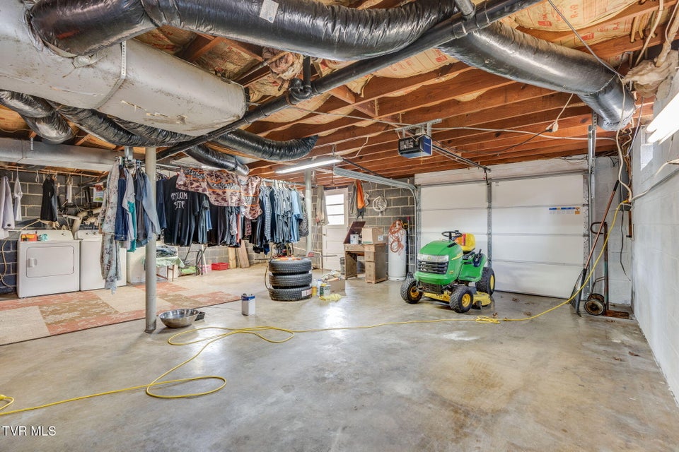 Photo #21: 1674 Gale Lane