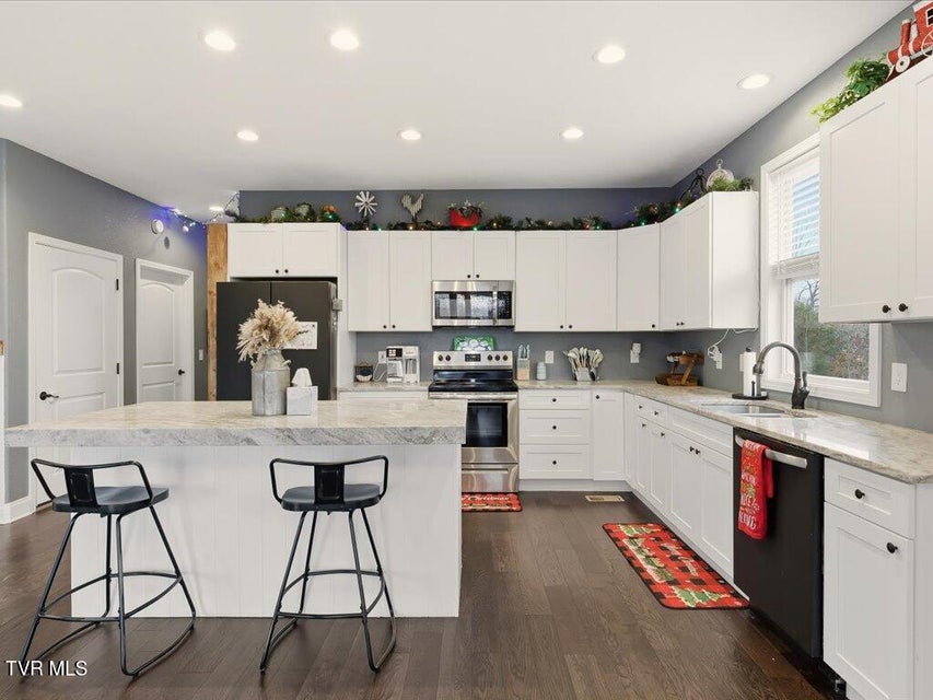 Photo #11: 284 Woodstock Drive