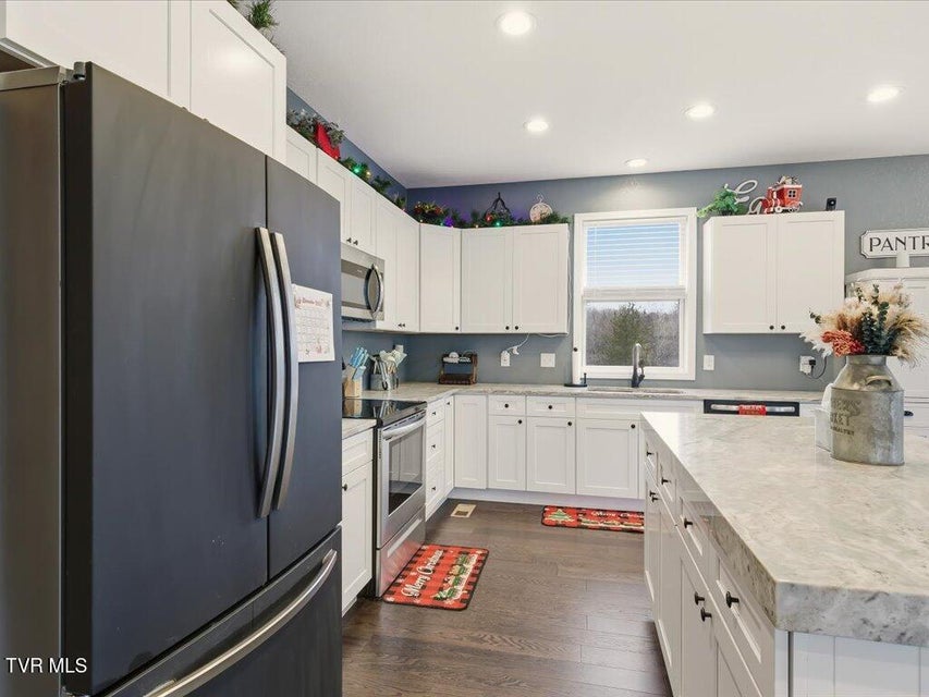 Photo #12: 284 Woodstock Drive