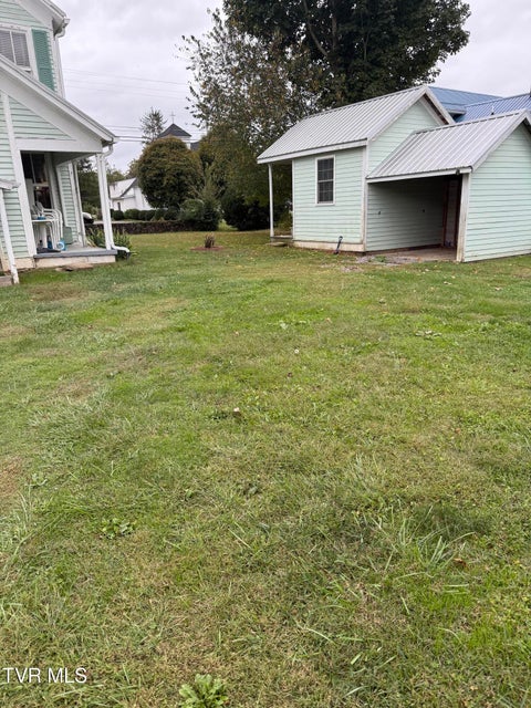 Photo #5: 212 Main Street