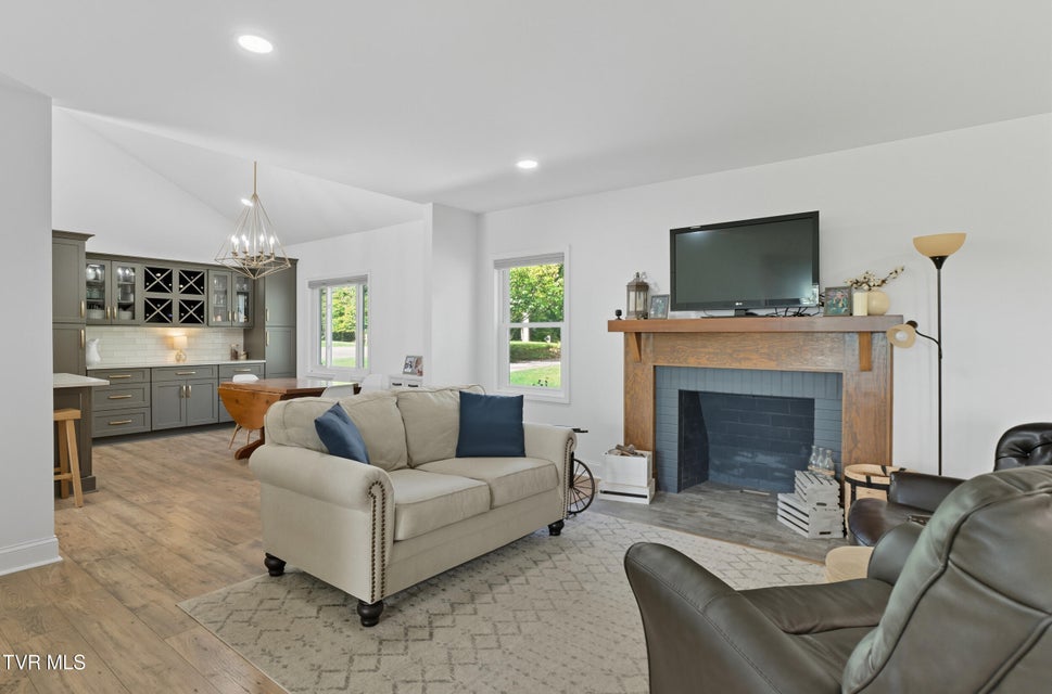 Photo #8: 4509 Old Stage Road