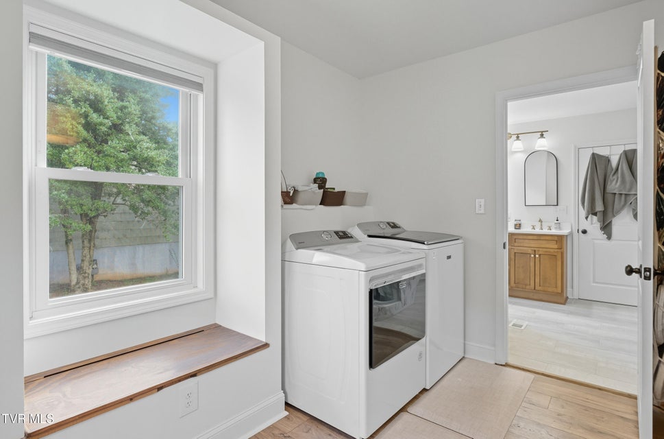 Photo #28: 4509 Old Stage Road