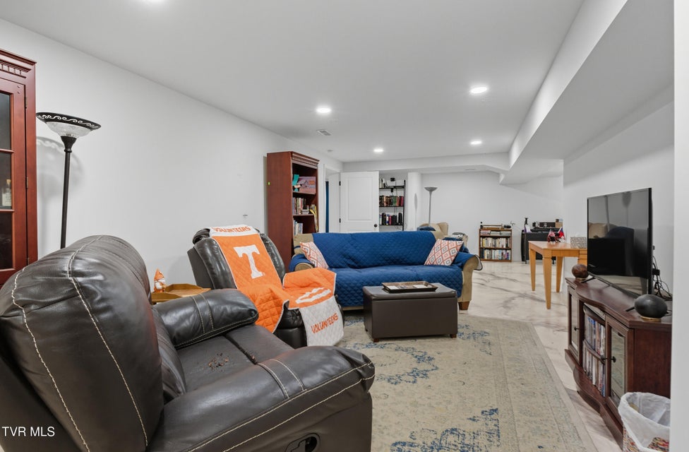 Photo #34: 4509 Old Stage Road