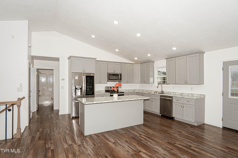 Photo #14: 6245 Snapps Ferry Road