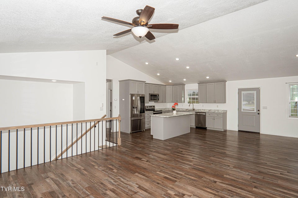 Photo #17: 6245 Snapps Ferry Road