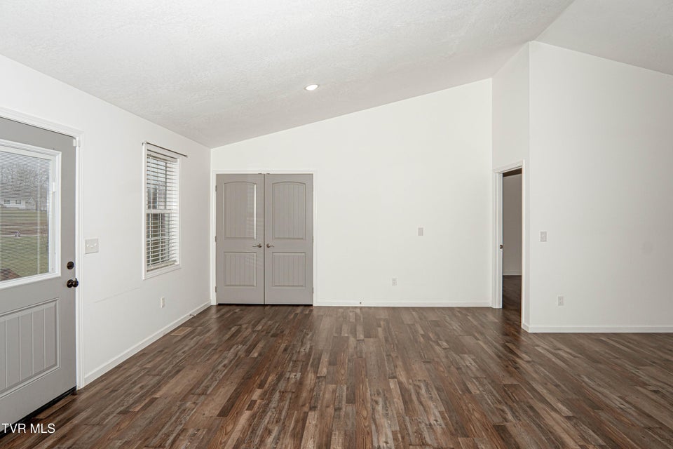 Photo #22: 6245 Snapps Ferry Road