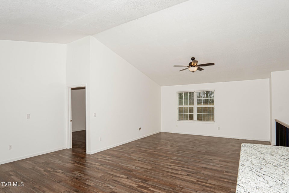 Photo #21: 6245 Snapps Ferry Road