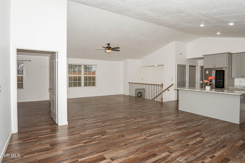 Photo #23: 6245 Snapps Ferry Road