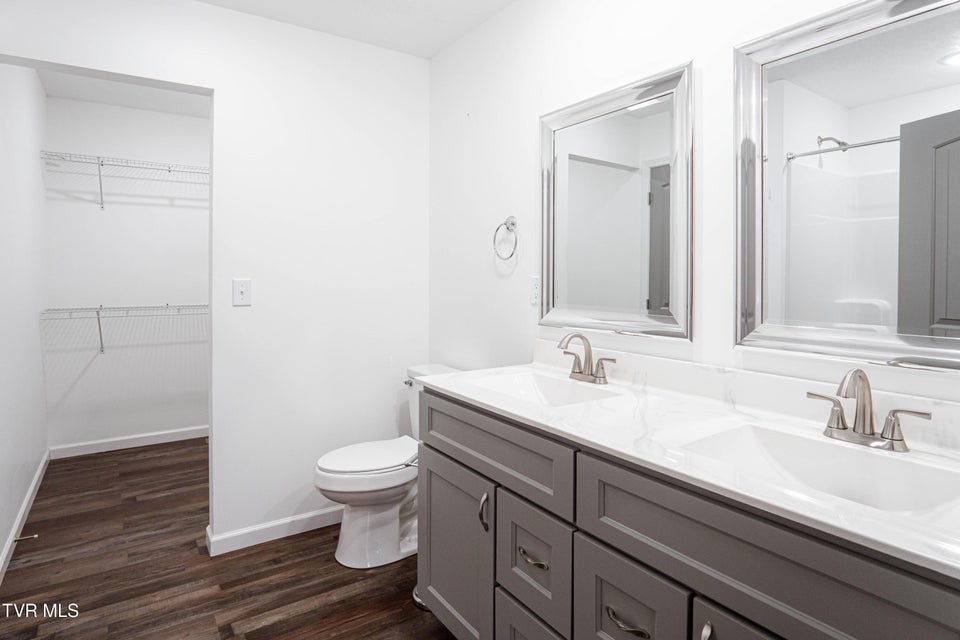 Photo #29: 6245 Snapps Ferry Road