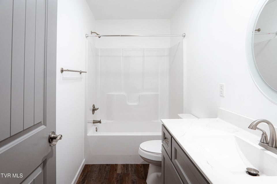 Photo #43: 6245 Snapps Ferry Road