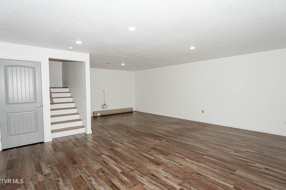 Photo #46: 6245 Snapps Ferry Road