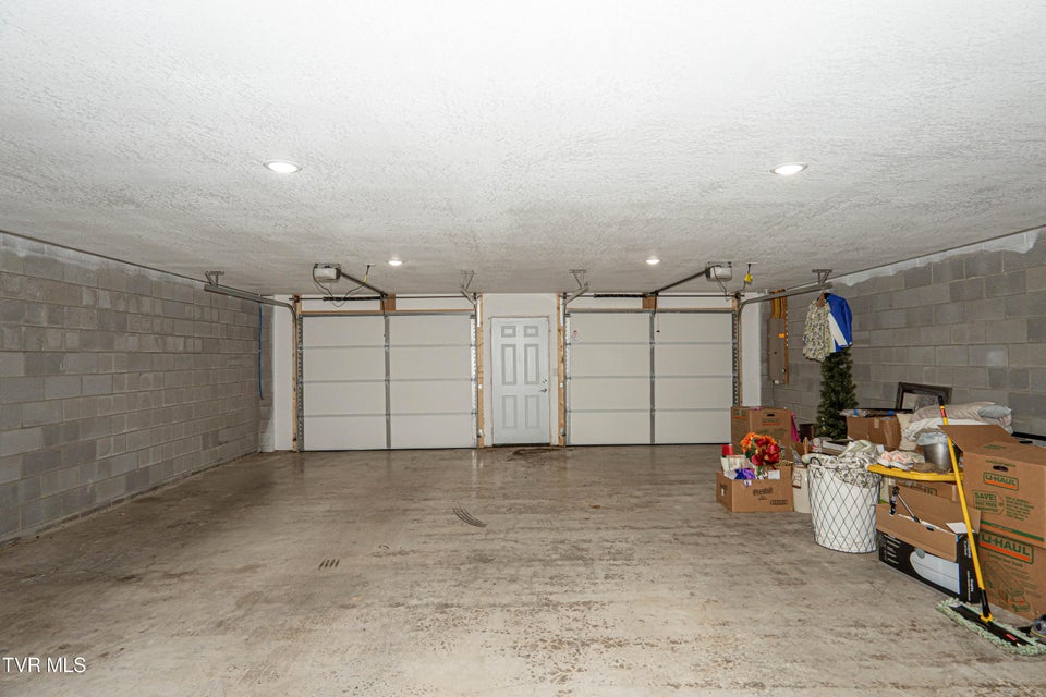 Photo #50: 6245 Snapps Ferry Road