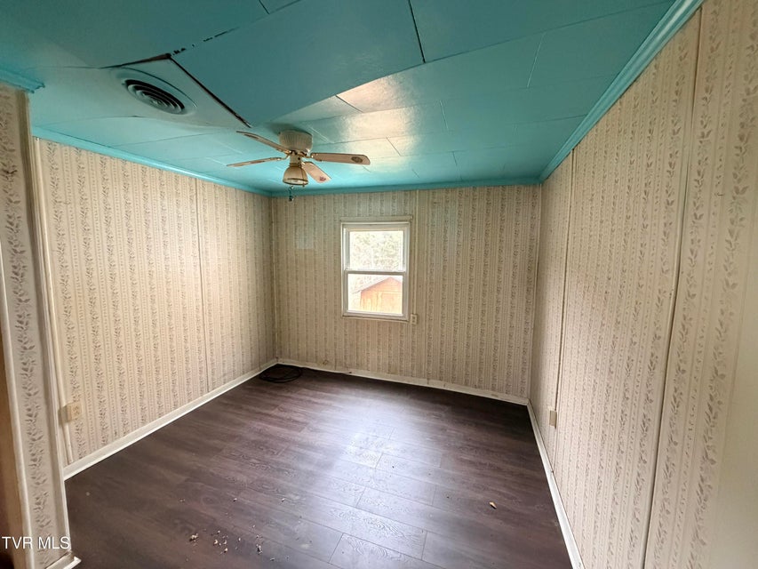 Photo #5: 59 Munsey Drive