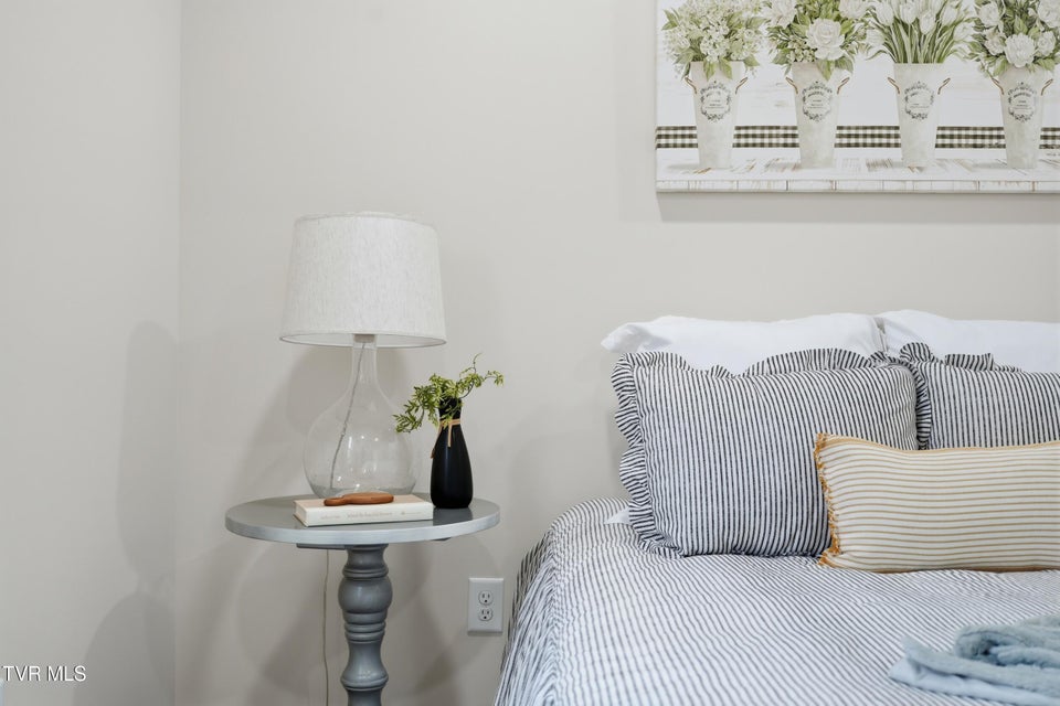 Photo #26: 2641 Anderson Street